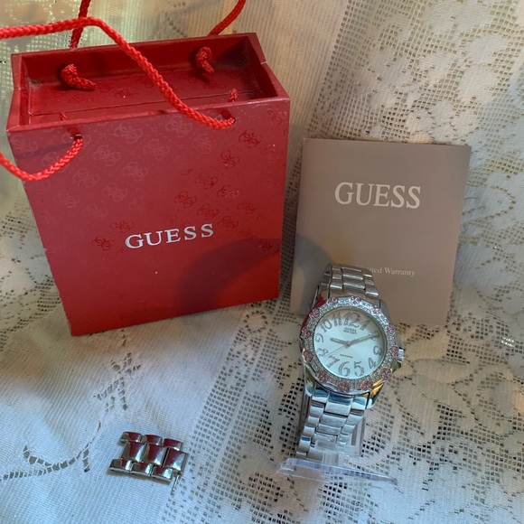 Guess Watch pink heart rhinestones Y2k - Picture 2 of 4
